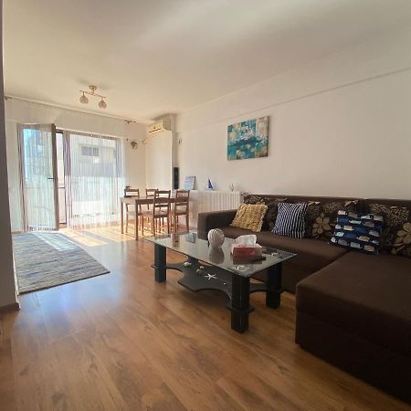 Sea La Vie Apartment Năvodari Екстериор снимка